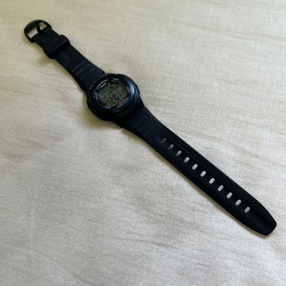 Casio F-200 Digital Quartz Men