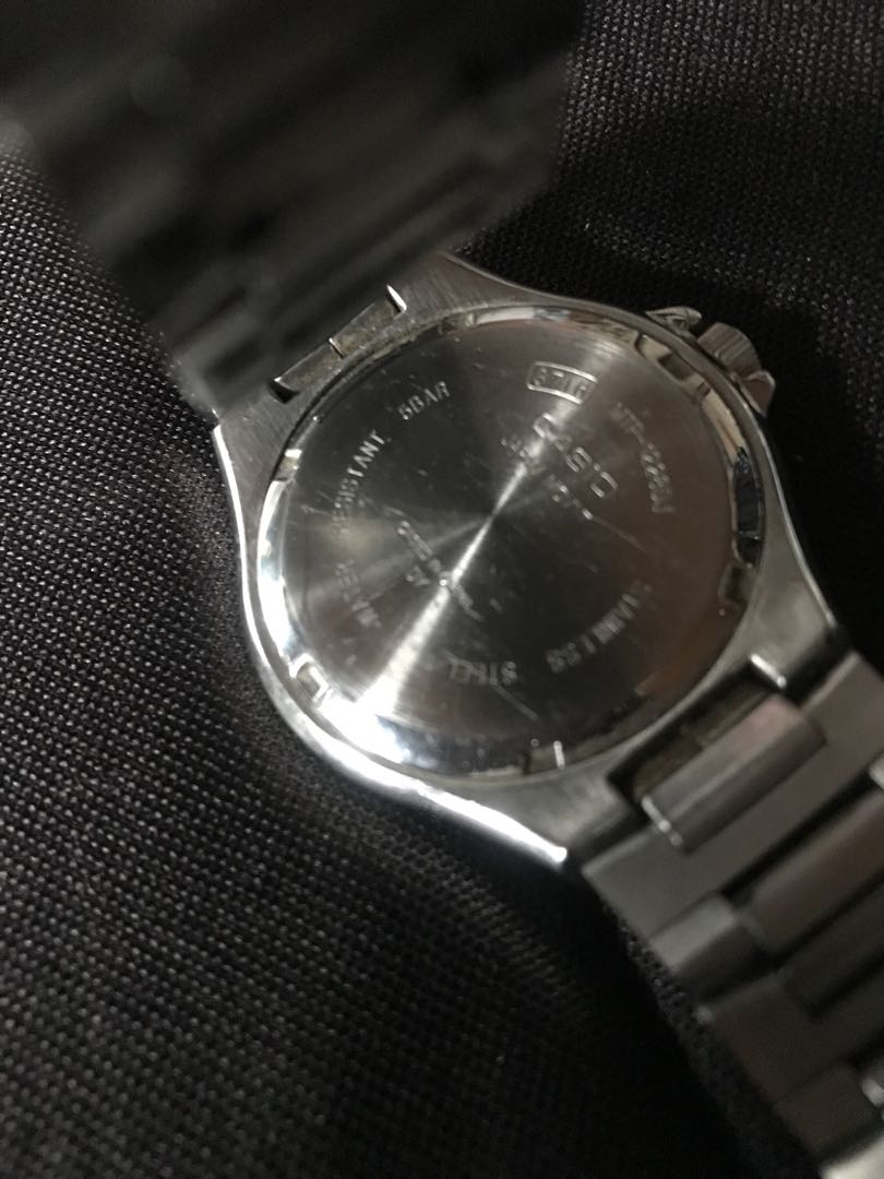 Casio Analog Quartz Men Watch