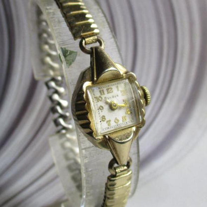 Bulova Analog Mechanical (Manual) Women