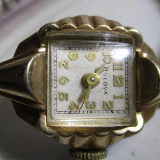 Bulova Analog Mechanical (Manual) Women