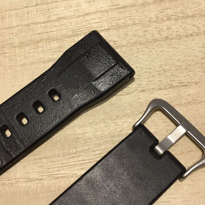 Casio A175 Analog Quartz Men ラバーベルト 24ミリ