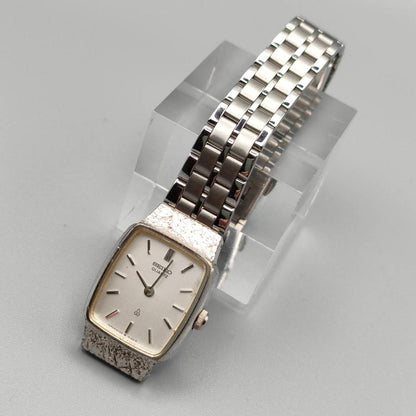 Seiko 4720-3040 Analog Quartz Women