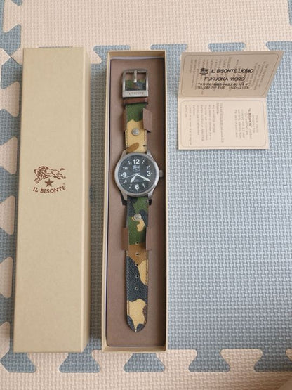 IL BISONTE Analog Quartz Women