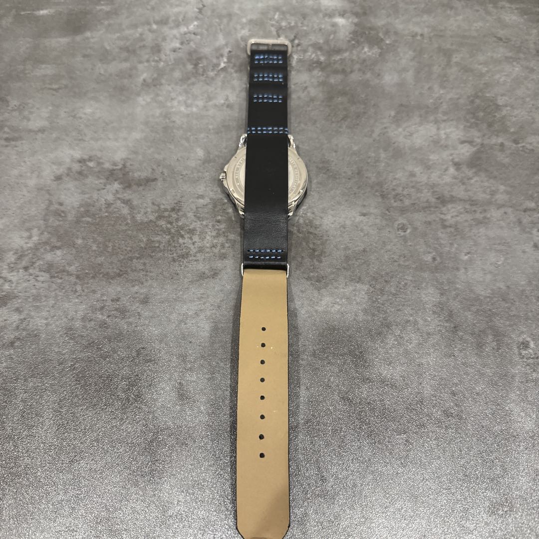 Selezione Infinita Analog Quartz Men