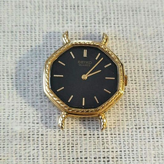 Analog Quartz Women