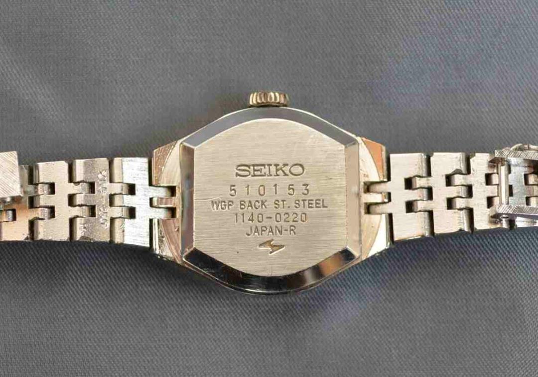 Seiko Five 1140-0220 Analog Mechanical (Manual) Women