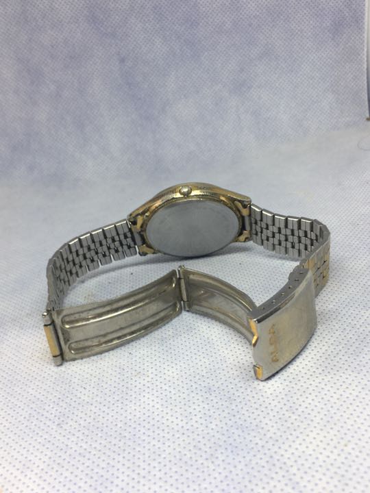 Seiko Alba Y143-7010 Analog Quartz Men