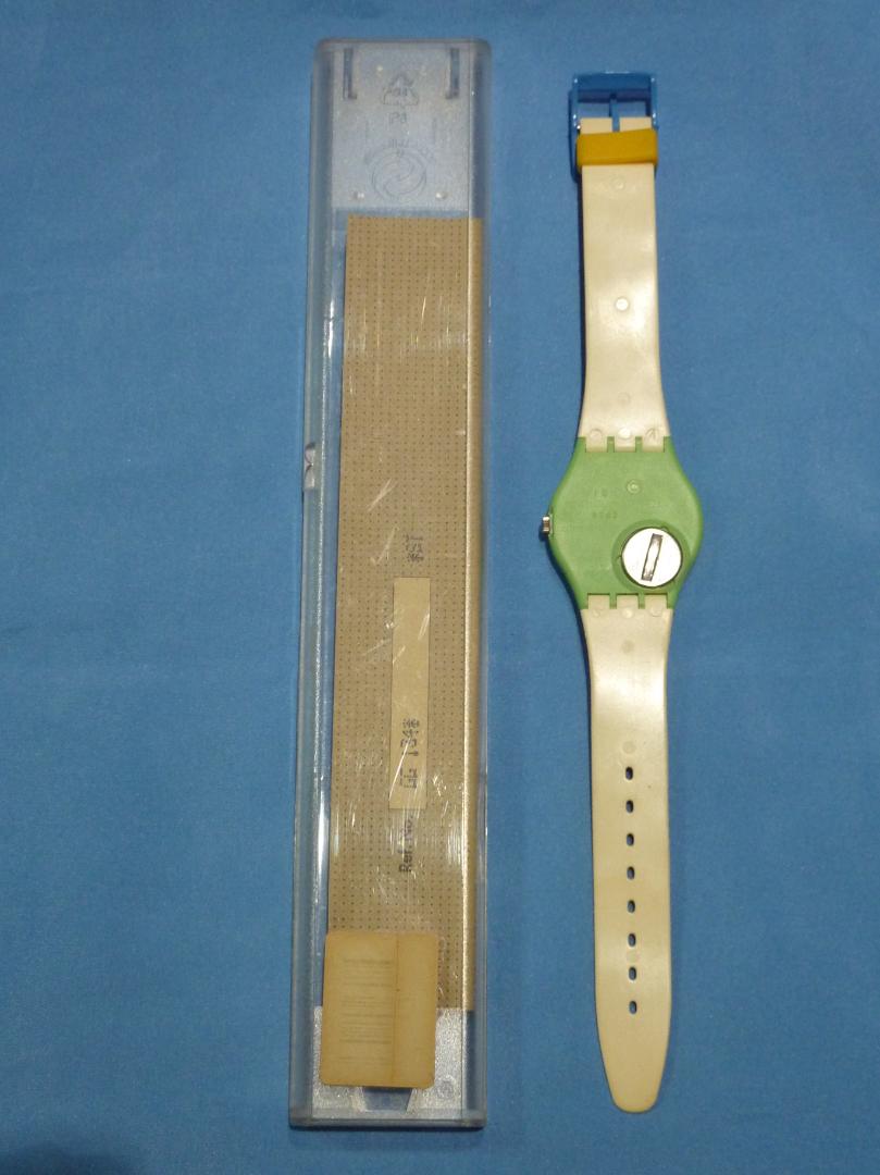 Swatch GG134 Analog Quartz Women