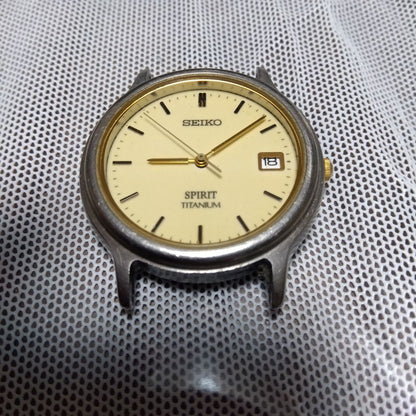 Seiko Analog Quartz Men