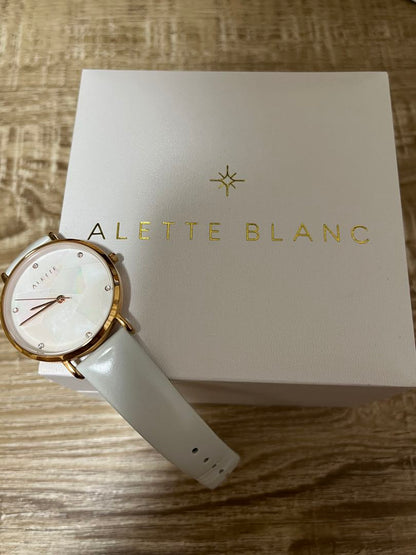 Alette Blanc Analog Quartz Women