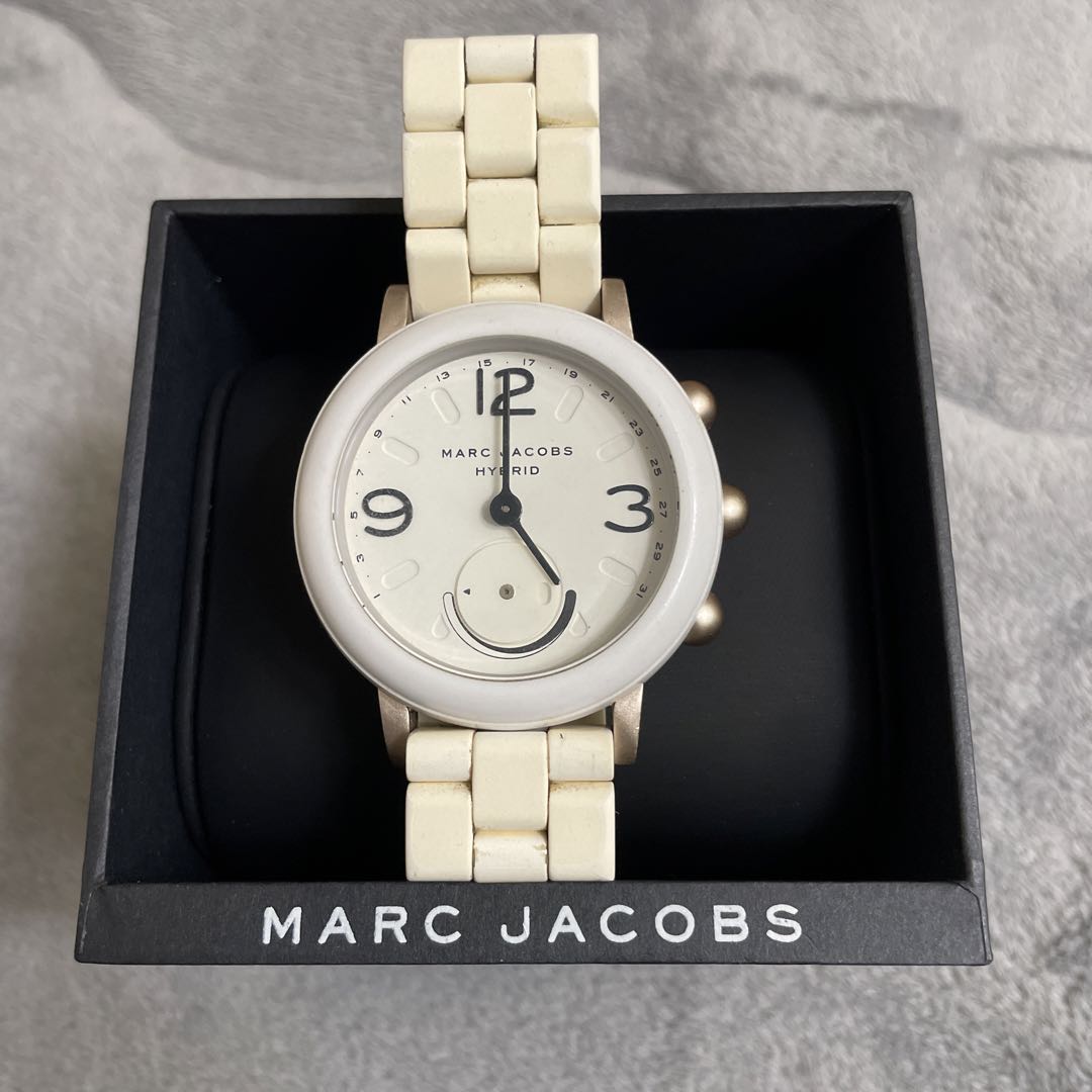 Marc By Jacobs MJT1004 Analog Quartz Women