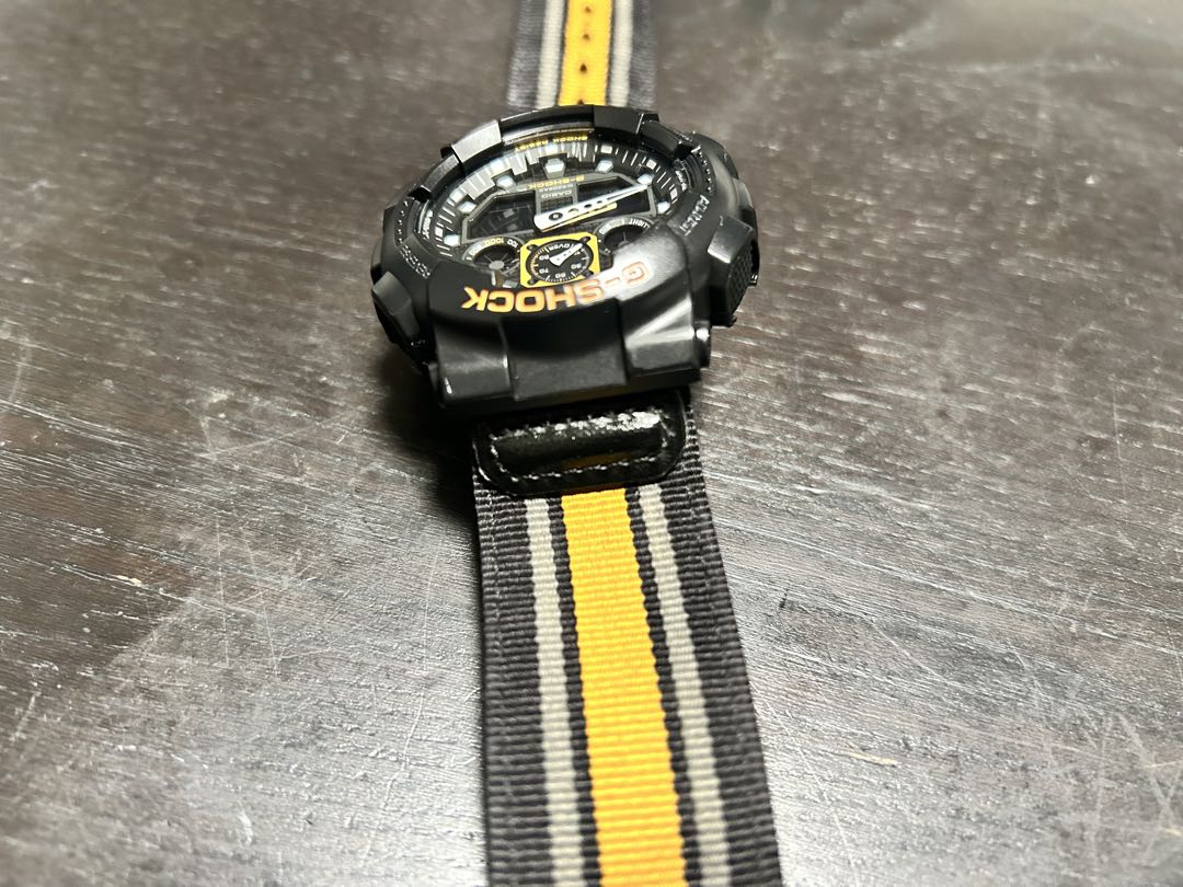 G-shock GA GA-100MC-1A4 Digital-Analog Quartz Men -100Mc-1A4