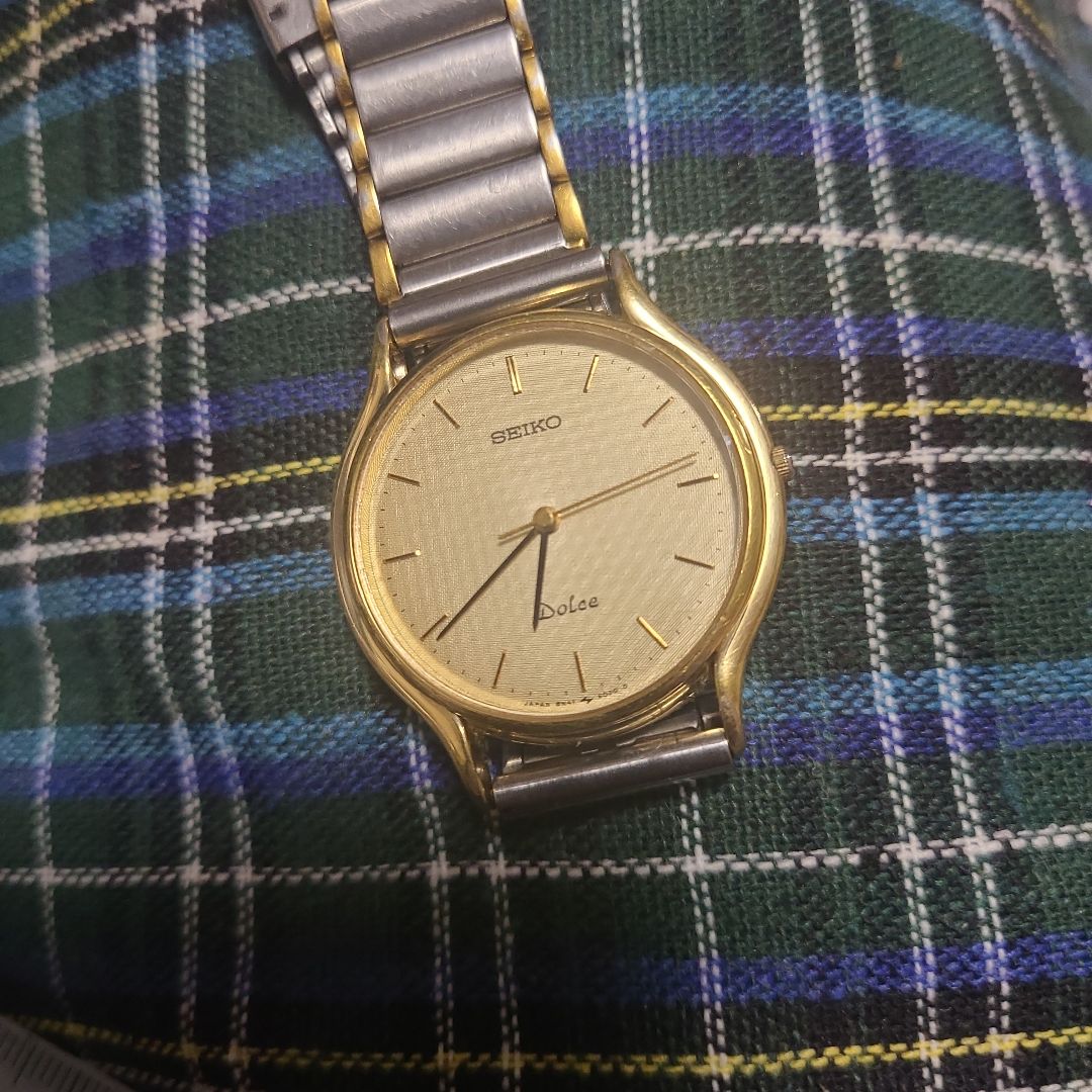 Seiko Dolce 8N41 Analog Quartz Women