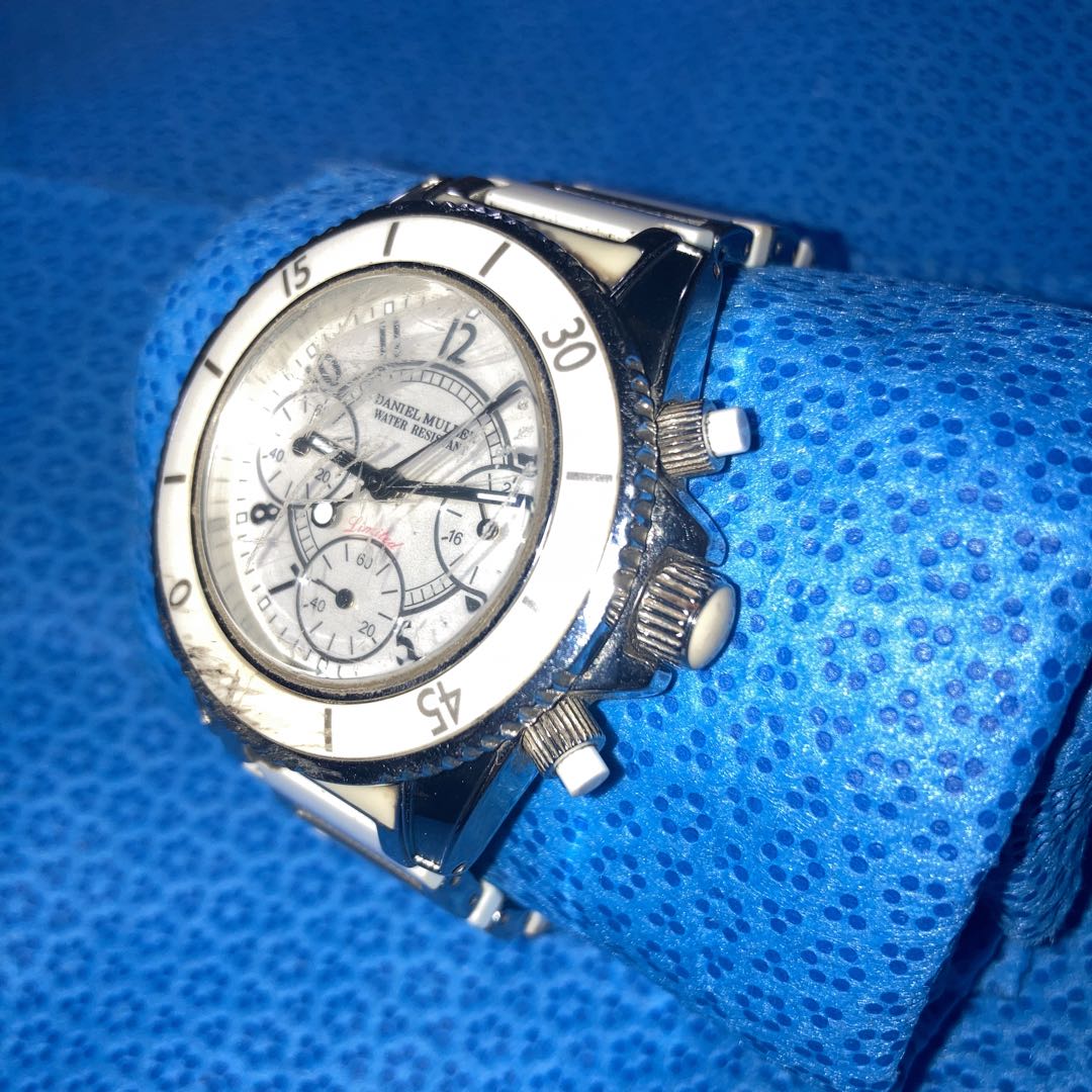 Seiko Analog Quartz Men Daniel Muller White Chronograph Diver's Running Unisex Good Condition