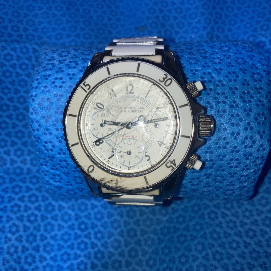 Seiko Analog Quartz Men Daniel Muller White Chronograph Diver's Running Unisex Good Condition
