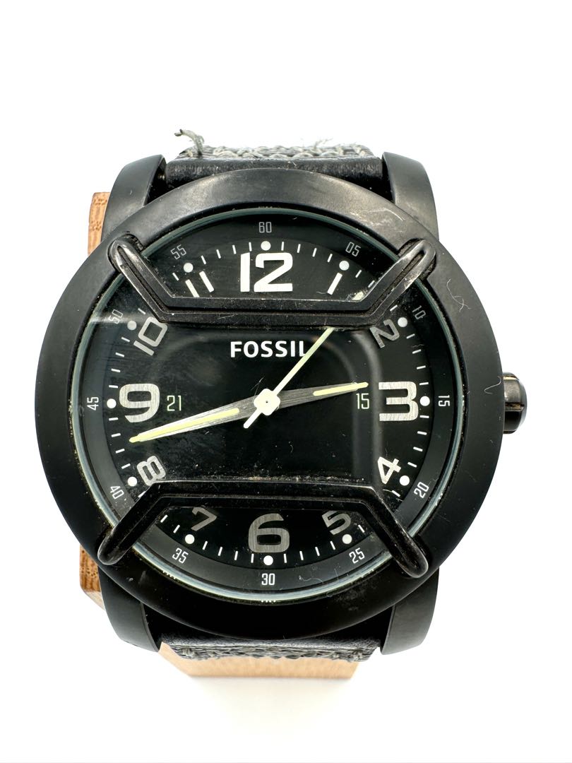 Fossil Analog Quartz Men Watch Leather Strap