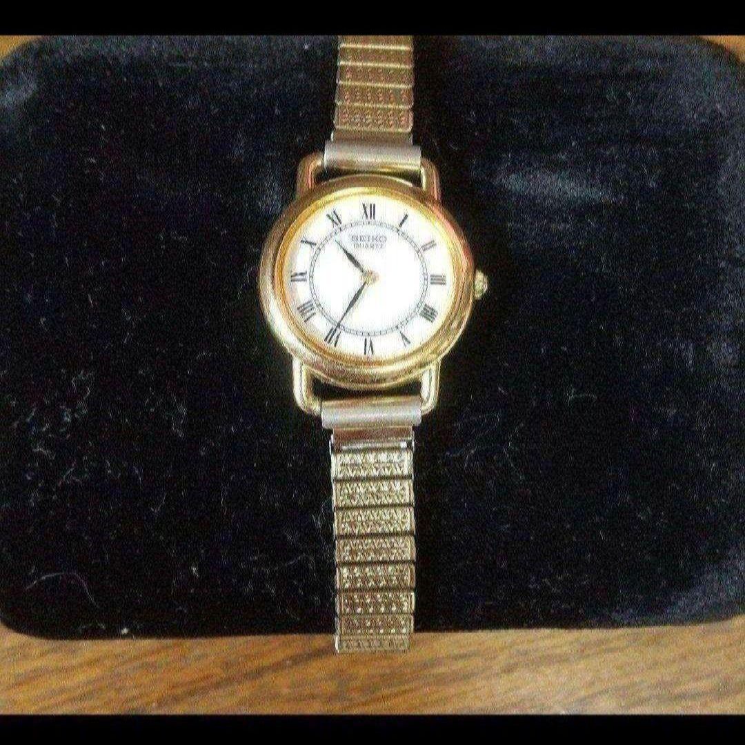 Seiko Analog Quartz Women