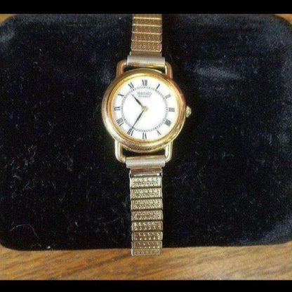 Seiko Analog Quartz Women