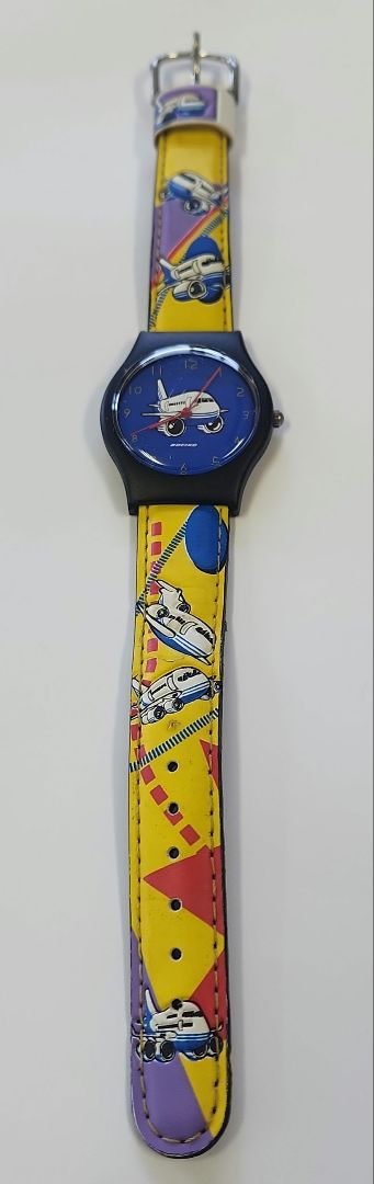 Haneda Airport Analog Quartz Men