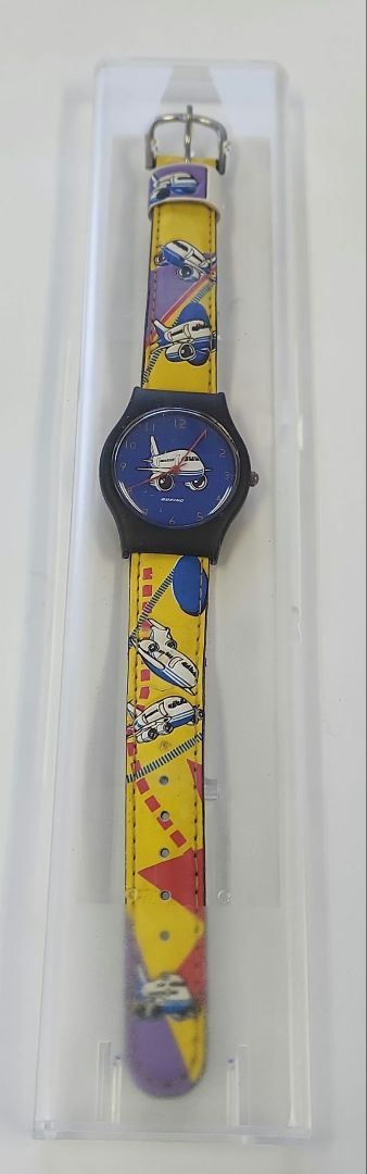 Haneda Airport Analog Quartz Men
