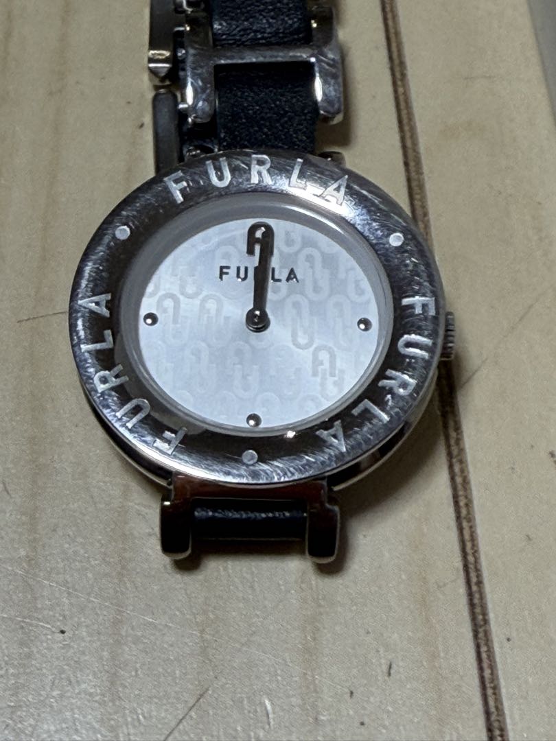 Analog Quartz Women