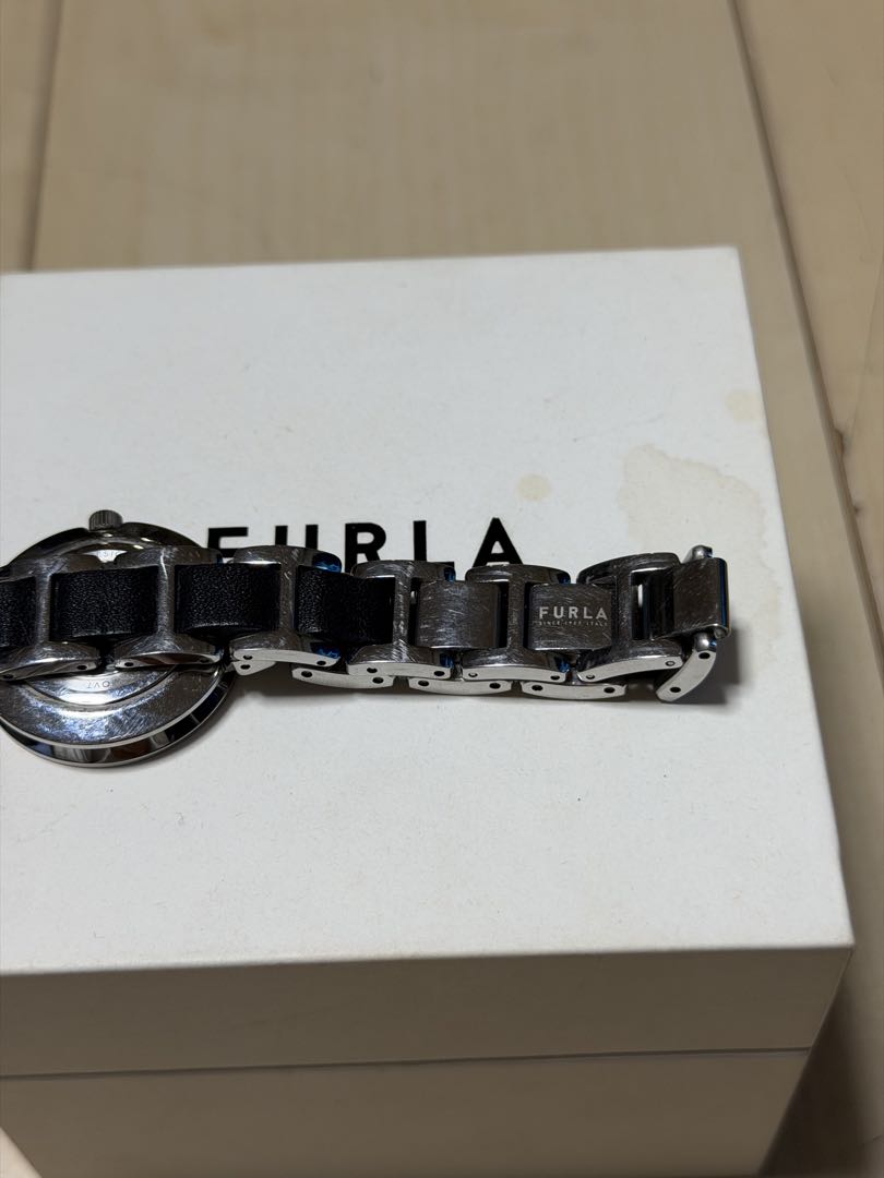 Analog Quartz Women