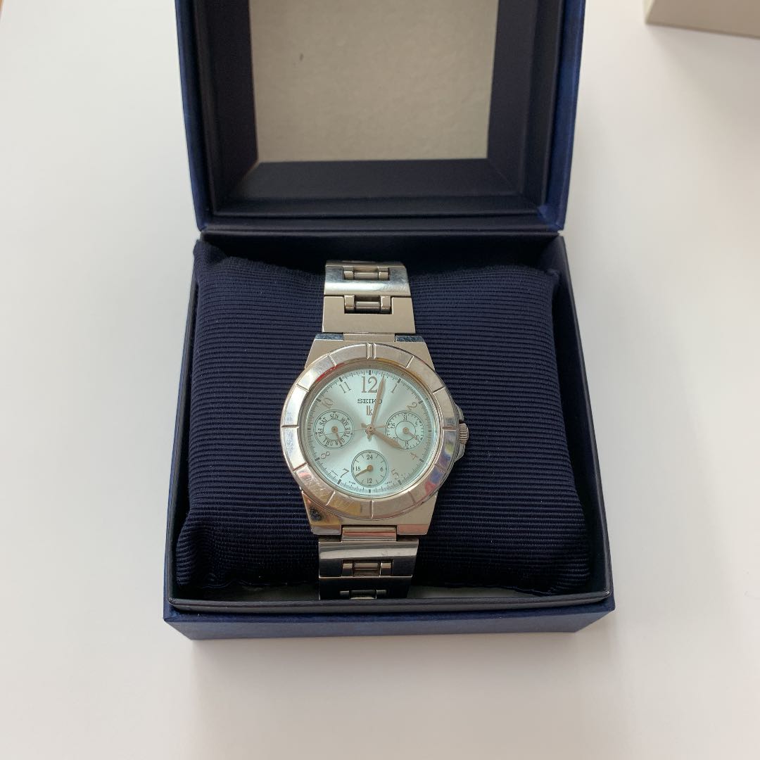 Seiko lk/lukia Analog Quartz Women