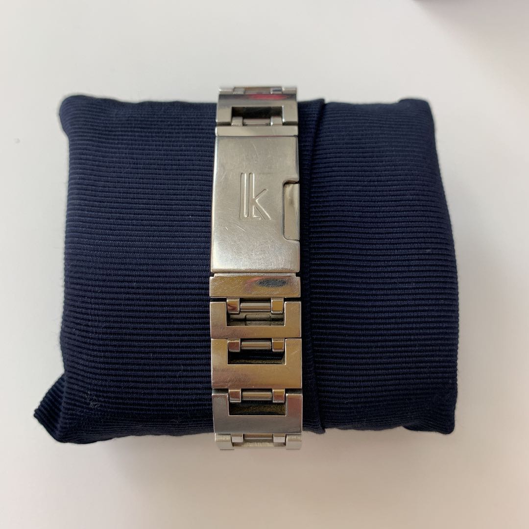Seiko lk/lukia Analog Quartz Women
