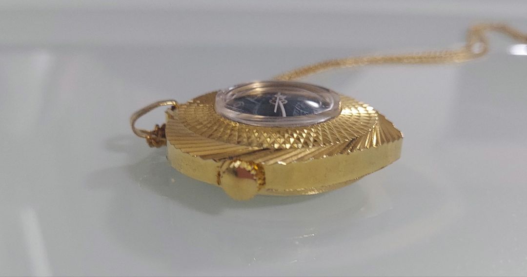 Lotus Analog Mechanical (Manual) Women