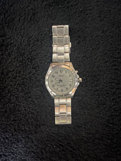 Seiko Analog Quartz Women