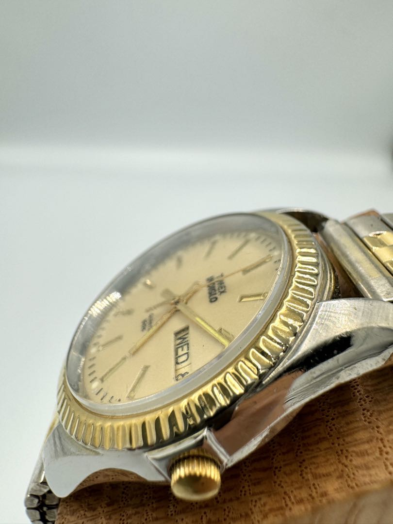 TIMEX Quartz Watch NOT WORKING FOR PARTS