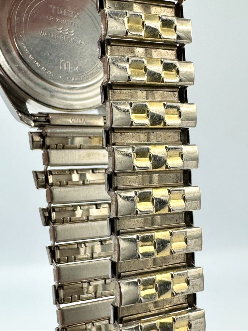 TIMEX Quartz Watch NOT WORKING FOR PARTS