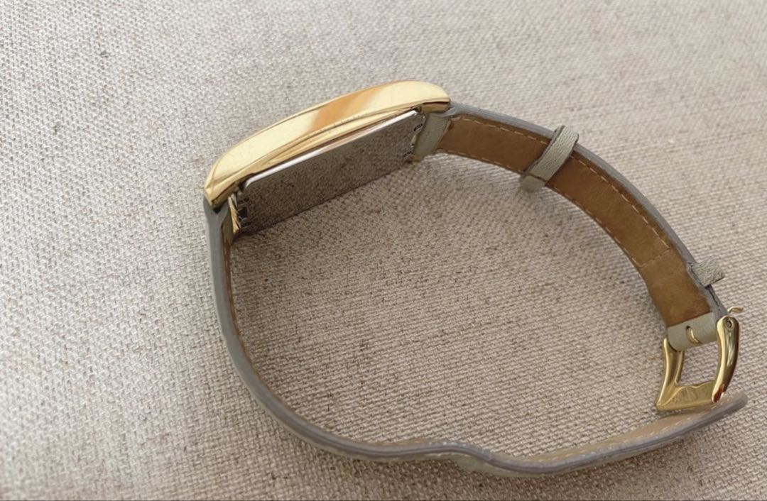 Induna Analog Quartz Women