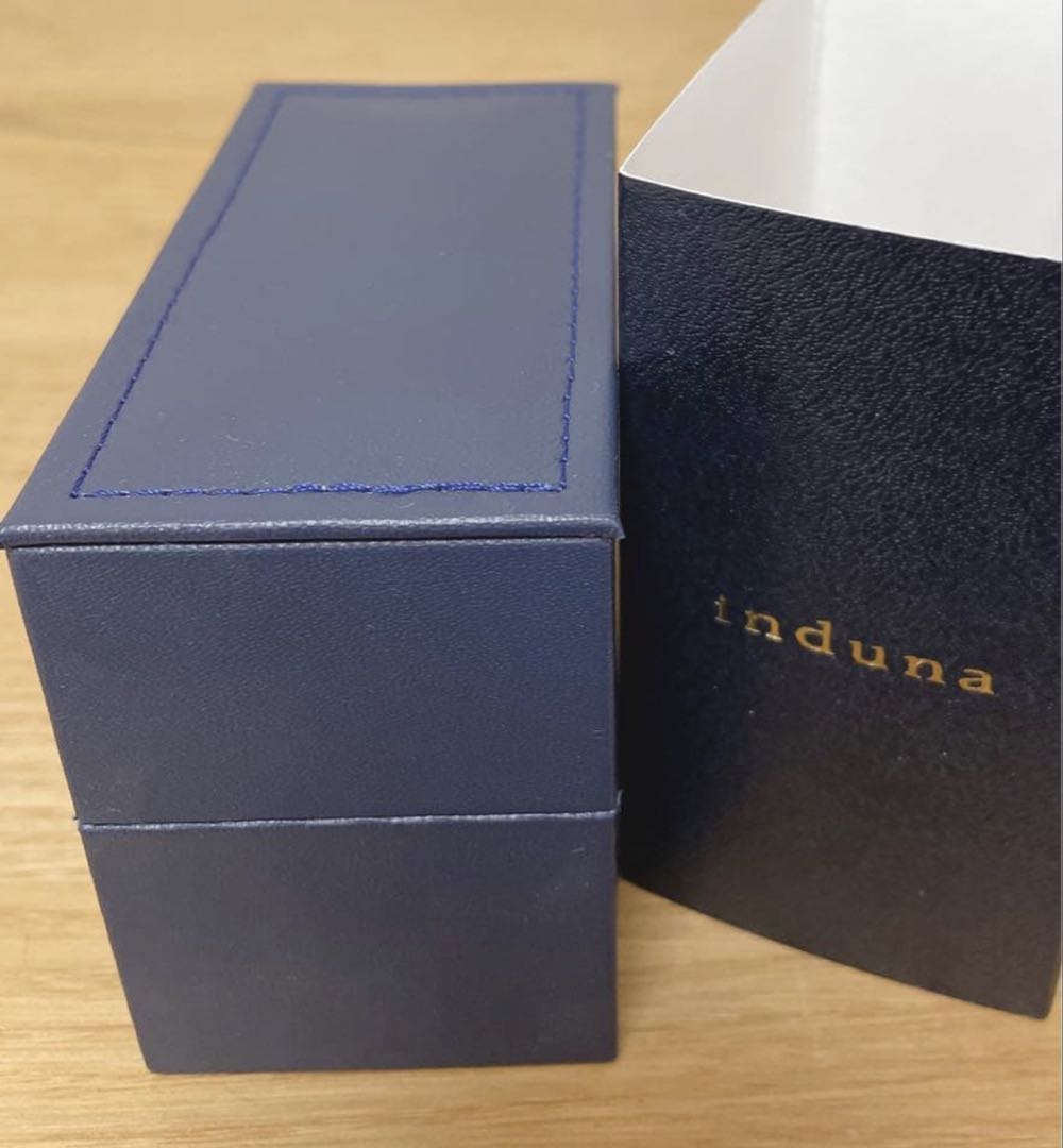 Induna Analog Quartz Women