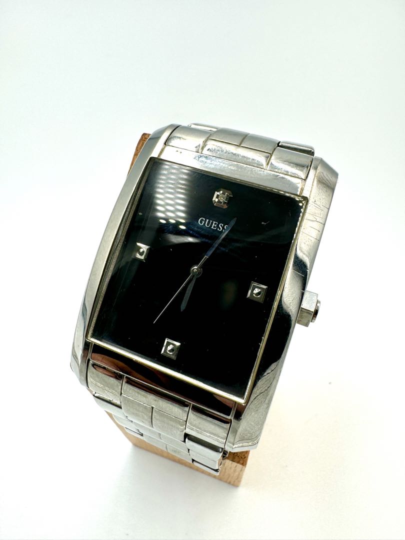Guess Analog Quartz Men Watch