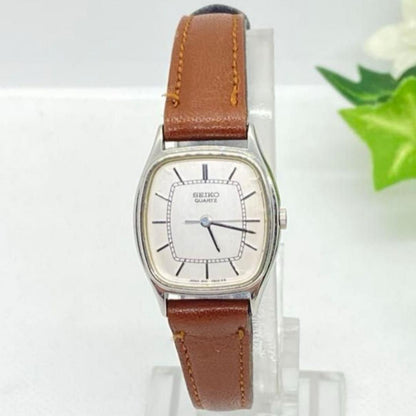 Seiko dolce Analog Quartz Women Running 70s Vintage Suwa Seikosha Square 3421-5120