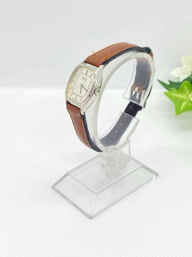 Seiko dolce Analog Quartz Women Running 70s Vintage Suwa Seikosha Square 3421-5120