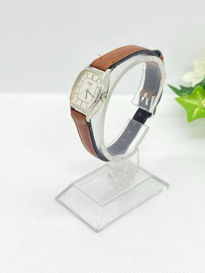 Seiko dolce Analog Quartz Women Running 70s Vintage Suwa Seikosha Square 3421-5120