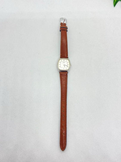 Seiko dolce Analog Quartz Women Running 70s Vintage Suwa Seikosha Square 3421-5120