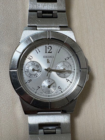 Seiko lk/lukia Analog Quartz Women