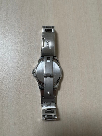 Seiko lk/lukia Analog Quartz Women