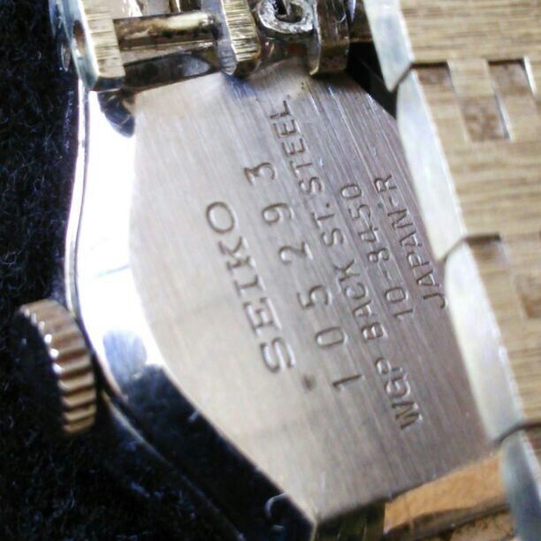Seiko 10-8450 Analog Mechanical (Manual) Women