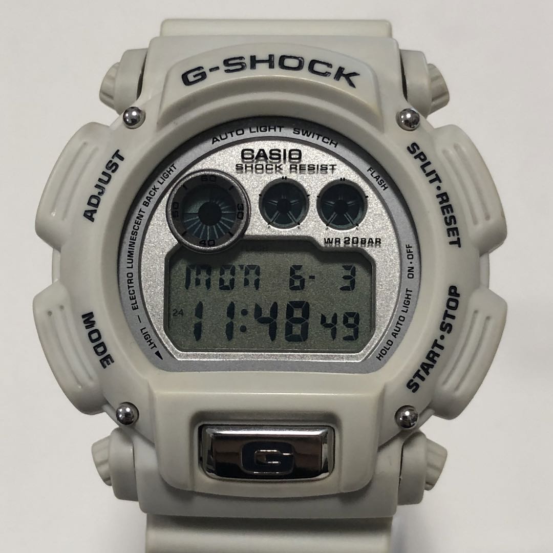 G-Shock charm DW-9000VT-8JR Digital Quartz Men