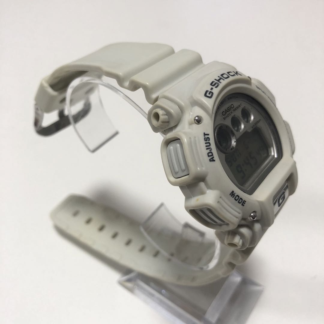 G-Shock charm DW-9000VT-8JR Digital Quartz Men
