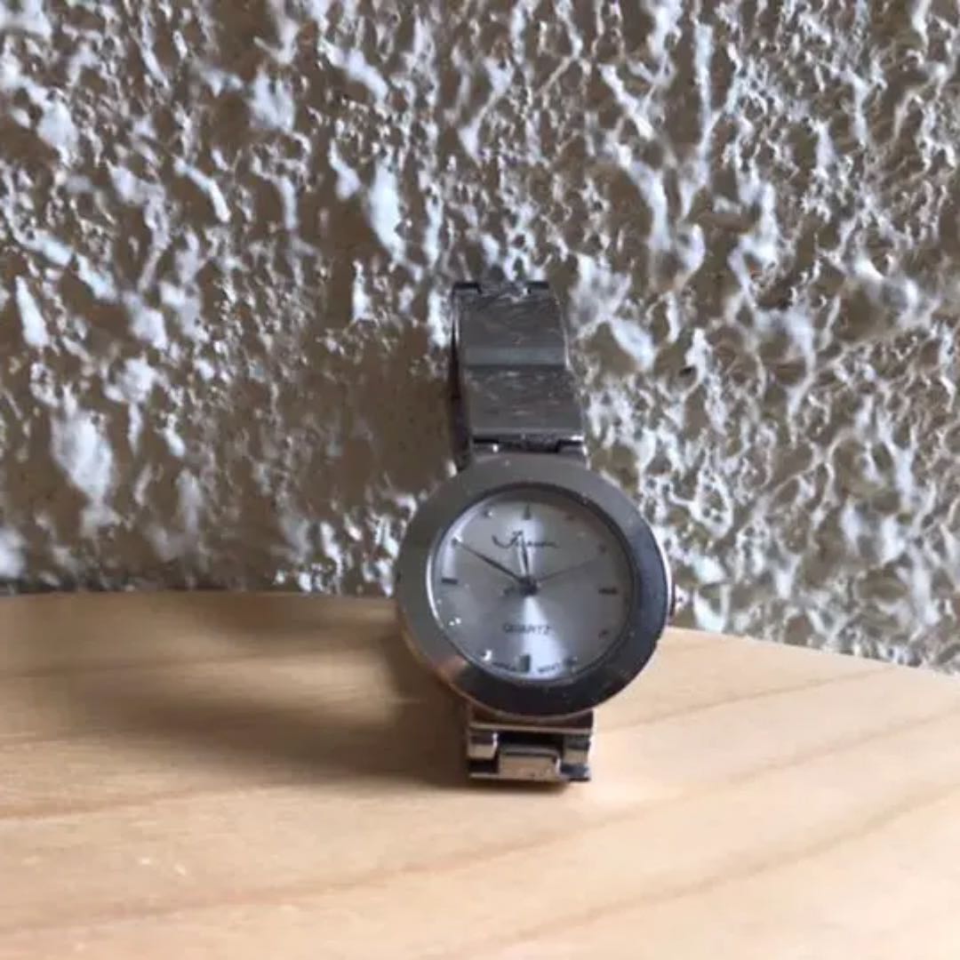 Fusion Analog Quartz Women