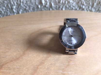 Fusion Analog Quartz Women