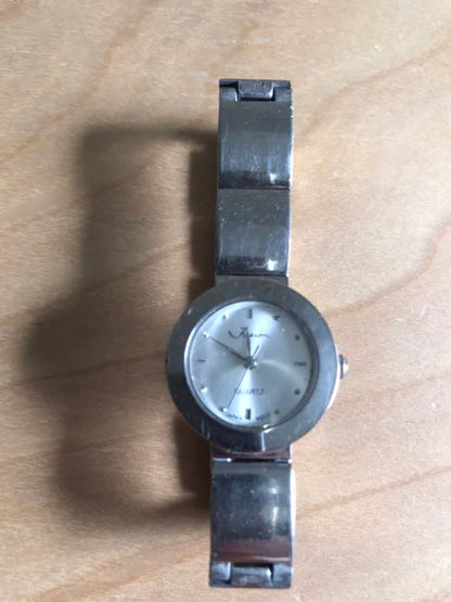 Fusion Analog Quartz Women