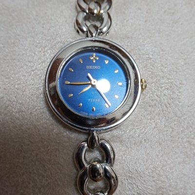 Seiko Analog Quartz Women