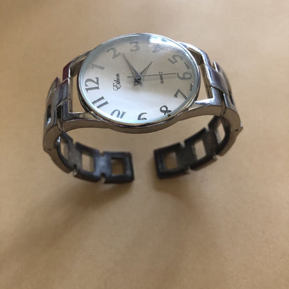 Eikon SMJ-718 Analog Quartz Women