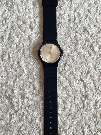 Casio Cheap-Casio MQ-24 Analog Quartz Women